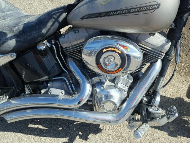 1HD1BV5127Y064998 - 2007 HARLEY-DAVIDSON FXST SILVER photo 7