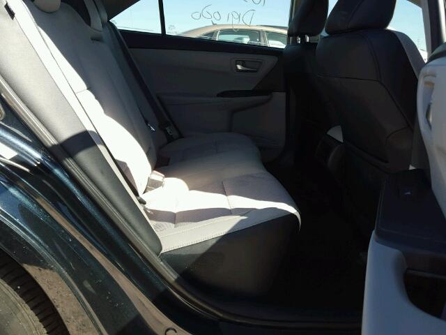 4T1BF1FK2HU368749 - 2017 TOYOTA CAMRY LE 蓝色 照片 6