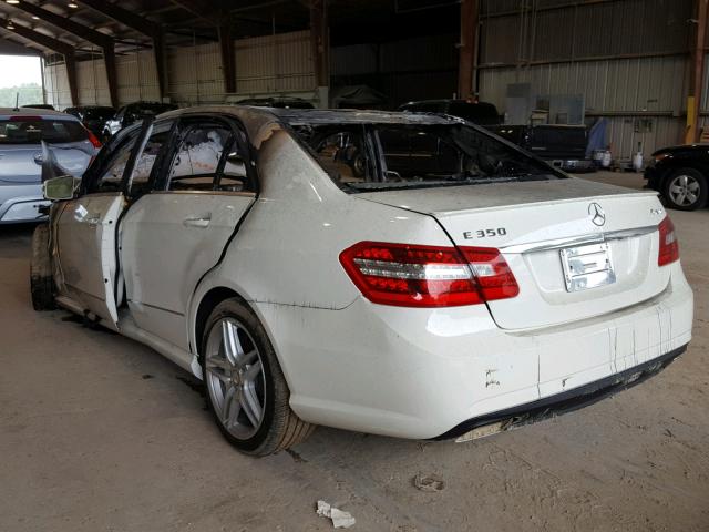 WDDHF8JB1CA636639 - 2012 MERCEDES-BENZ E 350 4MAT WHITE photo 3