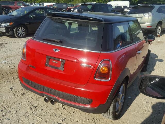 WMWMF735X9TT99959 - 2009 MINI COOPER S RED photo 4