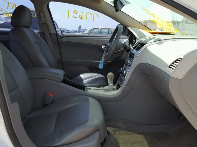 1G1ZG57B39F184831 - 2009 CHEVROLET MALIBU LS თეთრი ფოტო 5