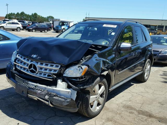 4JGBB86E39A525559 - 2009 MERCEDES-BENZ ML 350 BLACK photo 2