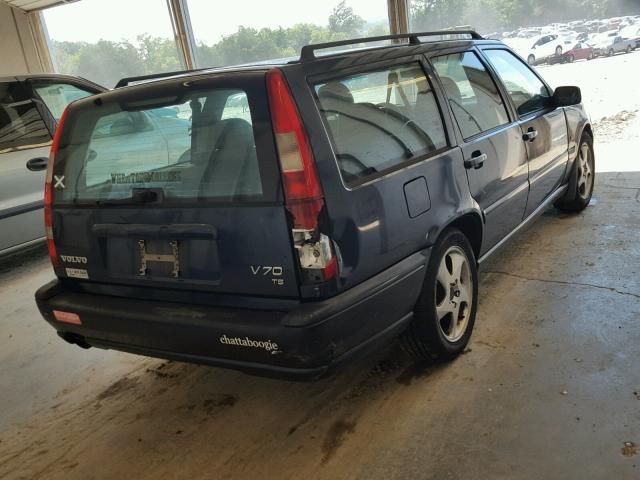 YV1LW5340W2383579 - 1998 VOLVO V70 T5 TUR BLUE photo 4