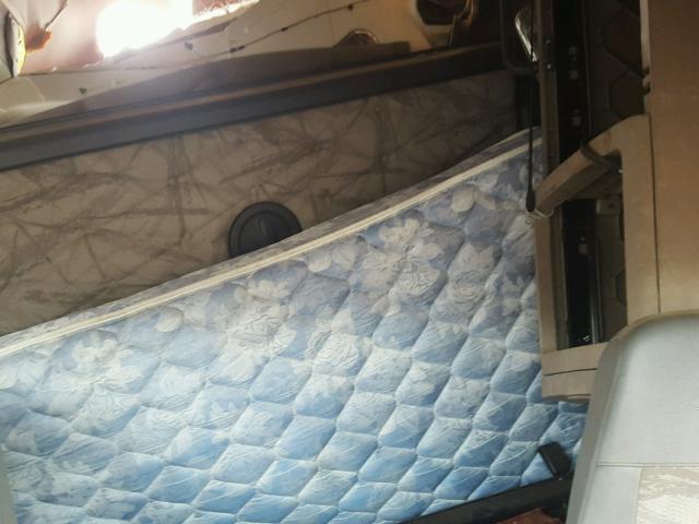 3AKJGLDR2ESFL1300 - 2014 FREIGHTLINER CASCADIA 1 RED photo 6