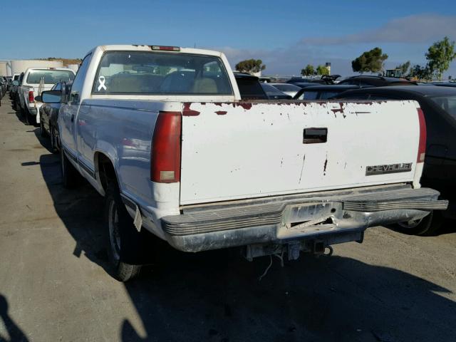 1GTGC34JXYR172666 - 2000 GMC SIERRA C35 WHITE photo 3