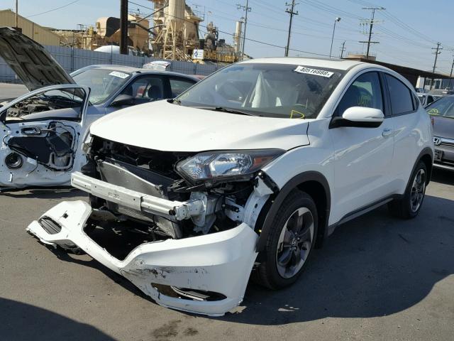 3CZRU5H5XJM710041 - 2018 HONDA HR-V EX WHITE photo 2