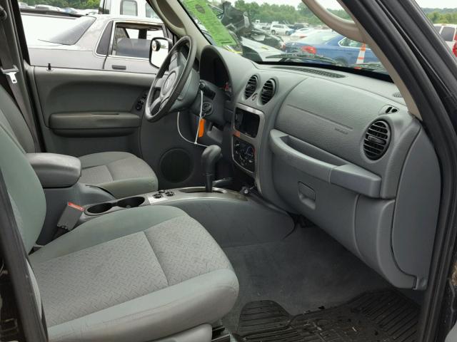 1J4GL38K16W218378 - 2006 JEEP LIBERTY RE BLACK photo 5