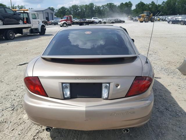 1G2JB12F737168868 - 2003 PONTIAC SUNFIRE TAN photo 9