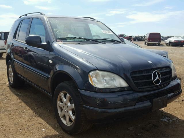 4JGAB72E8YA184086 - 2000 MERCEDES-BENZ ML 430 BLUE photo 1