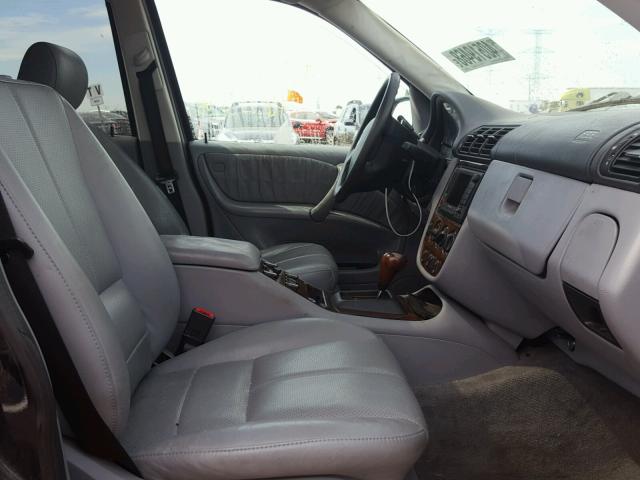 4JGAB72E8YA184086 - 2000 MERCEDES-BENZ ML 430 蓝色 照片 5