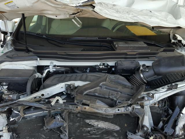 5FRYD4H38HB010137 - 2017 ACURA MDX WHITE photo 7