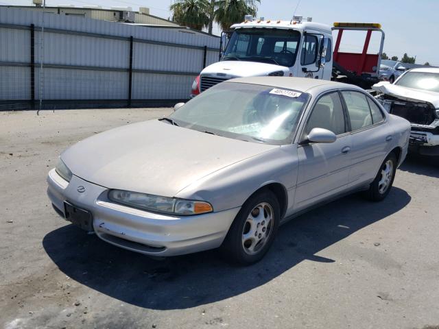 1G3WS52K6WF361982 - 1998 OLDSMOBILE INTRIGUE G SILVER photo 2