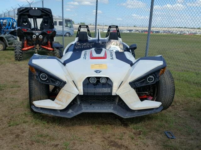 57XAAPFA5G7114188 - 2016 POLARIS SLINGSHOT WHITE photo 9