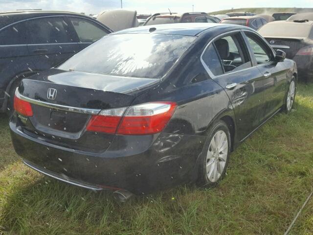 1HGCR2F8XFA092802 - 2015 HONDA ACCORD BLACK photo 4