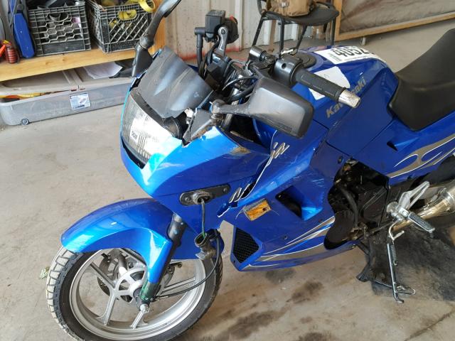 JKAEXMF187DA37645 - 2007 KAWASAKI EX250 F BLUE photo 9