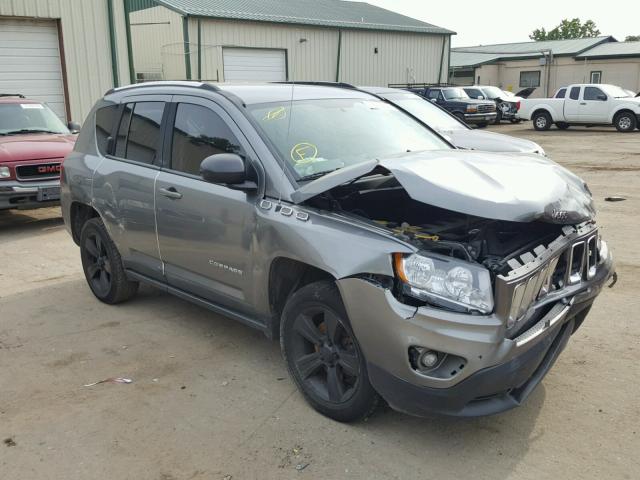 1J4NT1FB5BD236984 - 2011 JEEP COMPASS SP 银色 照片 1