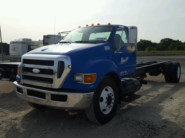 3FRNF65SX8V656309 - 2008 FORD F650 SUPER BLUE photo 2