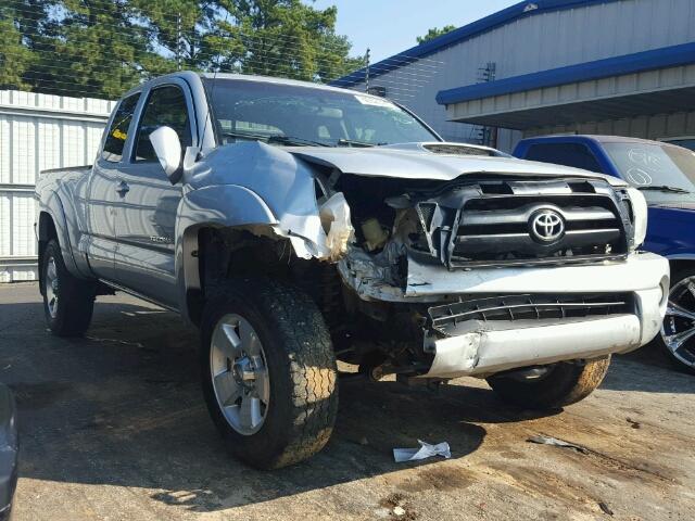 5TEUU42N68Z547713 - 2008 TOYOTA TACOMA ACC SILVER photo 1