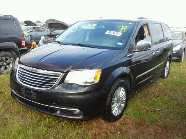 2C4RC1GGXCR375749 - 2012 CHRYSLER TOWN & COU BLACK photo 2