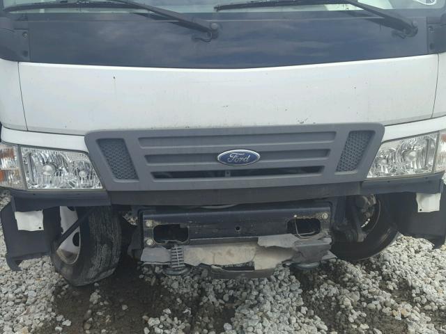 3FRLL45Z97V576578 - 2007 FORD LOW CAB FO WHITE photo 7