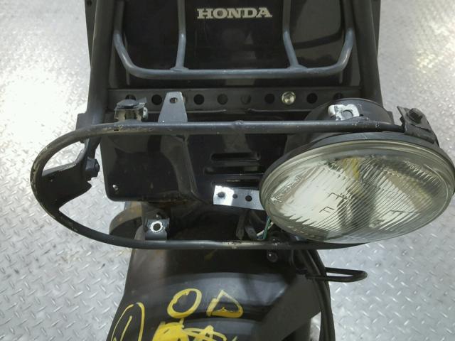 JH2AF5818CK003788 - 2012 HONDA NPS50 BLACK photo 15