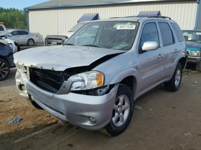 4F2YZ94135KM44131 - 2005 MAZDA TRIBUTE S SILVER photo 2