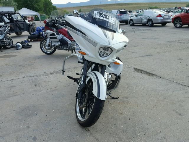 5VPYW36N7G3050961 - 2016 VICTORY MOTORCYCLES MAGNUM WHITE photo 9