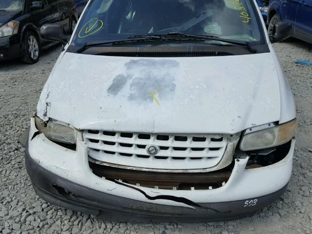 1C4GJ44G8YB636465 - 2000 CHRYSLER GRAND VOYA WHITE photo 9