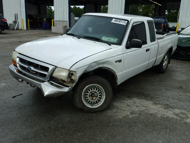 1FTYR14V7YTB04418 - 2000 FORD RANGER SUP WHITE photo 2