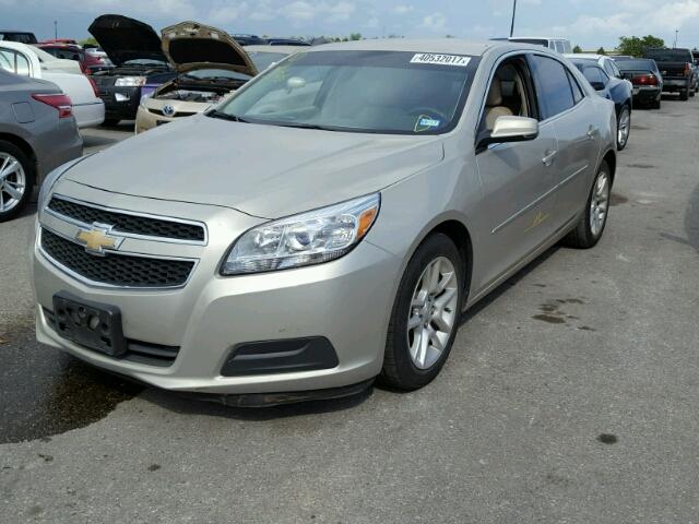 1G11C5SA0DF217946 - 2013 CHEVROLET MALIBU 1LT 银色 照片 2