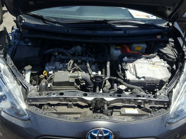 JTDKDTB36H1594914 - 2017 TOYOTA PRIUS C CHARCOAL photo 7