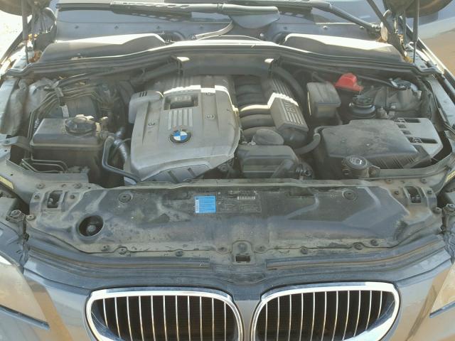 WBANF73517CU23051 - 2007 BMW 530 XI GRAY photo 7