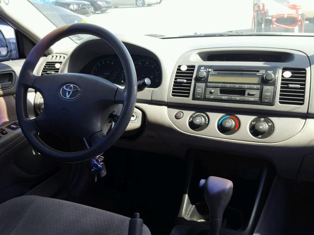 4T1BE32K33U751340 - 2003 TOYOTA CAMRY LE ბეჟი ფოტო 9