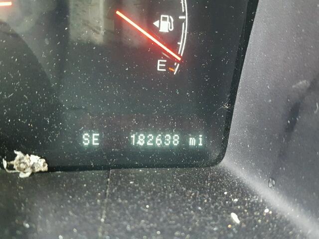 5LMFU28R94LJ09244 - 2004 LINCOLN NAVIGATOR Silber Foto 8