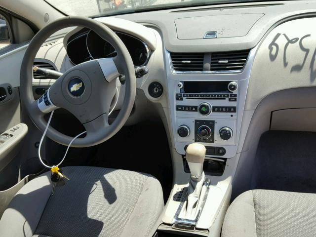 1G1ZA5EU3CF389529 - 2012 CHEVROLET MALIBU LS ნაცრისფერი ფოტო 9
