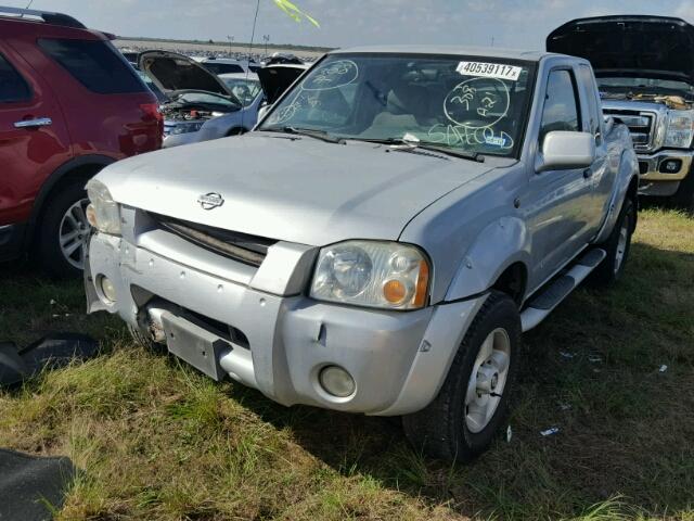 1N6ED26T01C340592 - 2001 NISSAN FRONTIER SILVER photo 2