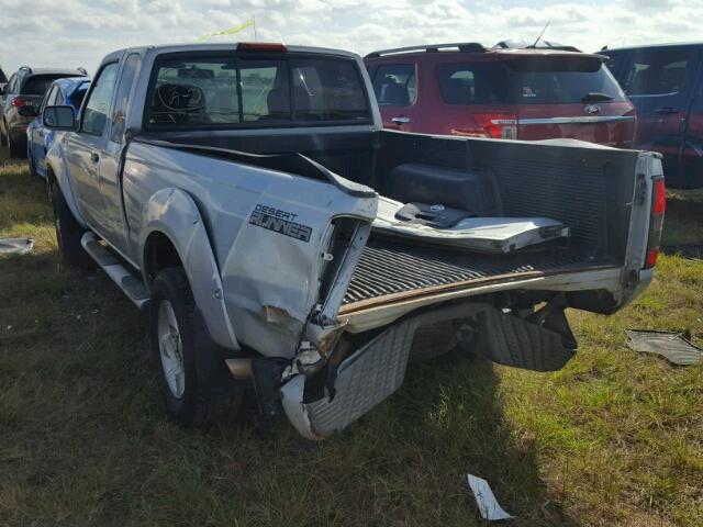 1N6ED26T01C340592 - 2001 NISSAN FRONTIER SILVER photo 3