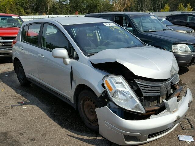 3N1BC13E08L400297 - 2008 NISSAN VERSA S/SL SILVER photo 1