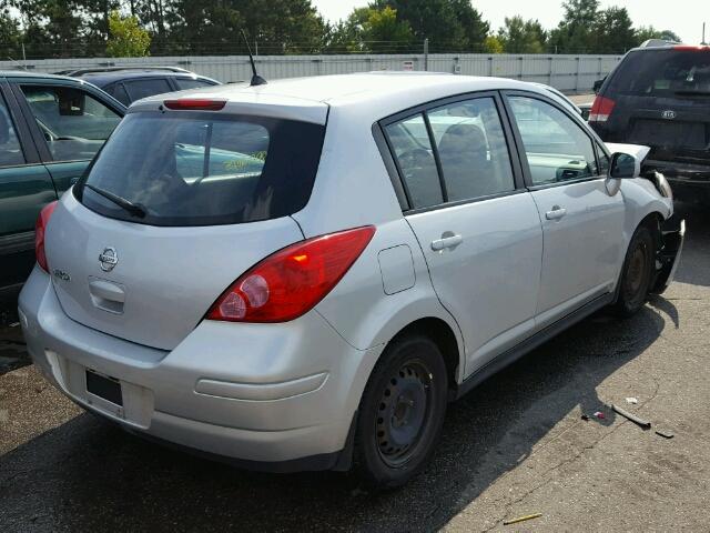 3N1BC13E08L400297 - 2008 NISSAN VERSA S/SL SILVER photo 4