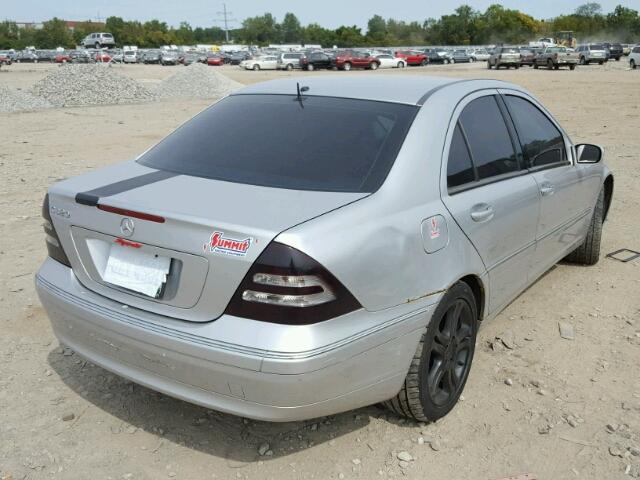 WDBRF64J11F128790 - 2001 MERCEDES-BENZ C 320 SILVER photo 4