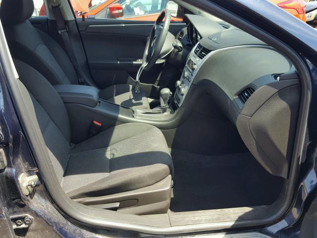 1G1ZC5E12BF262074 - 2011 CHEVROLET MALIBU 1LT BLUE photo 5