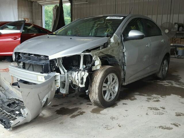 1G1JB5SHXC4148547 - 2012 CHEVROLET SONIC LS 银色 照片 2