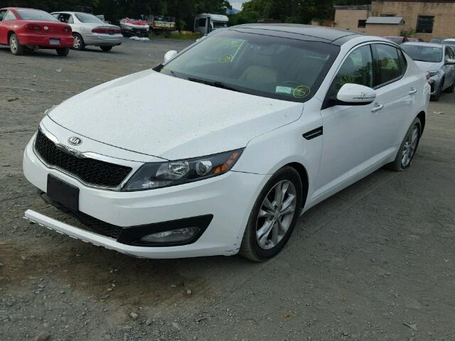 5XXGN4A75DG118410 - 2013 KIA OPTIMA EX WHITE photo 2