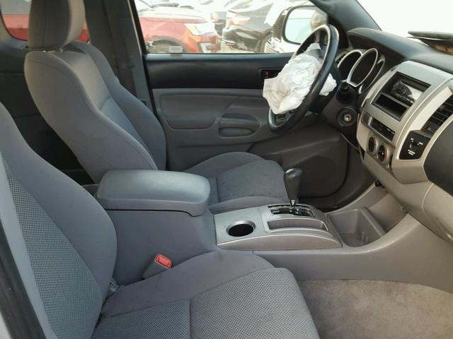 5TFUU4EN3BX006483 - 2011 TOYOTA TACOMA ACC ვერცხლისფერი ფოტო 5