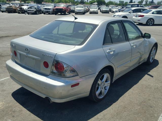 JTHBD192520047789 - 2002 LEXUS IS 300 SILVER photo 4