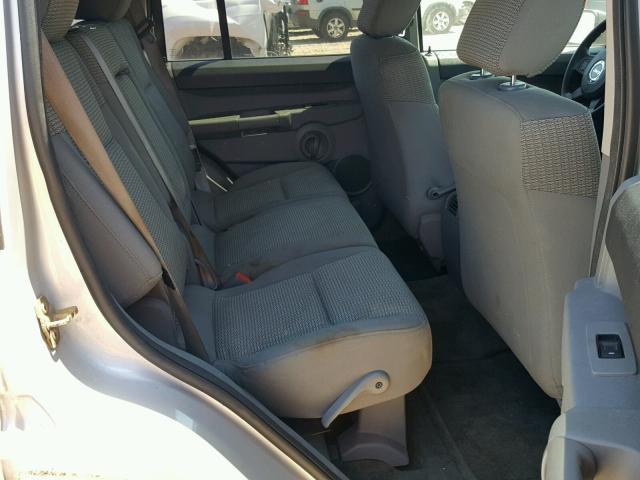 1J8HG48K76C188074 - 2006 JEEP COMMANDER SILVER photo 6