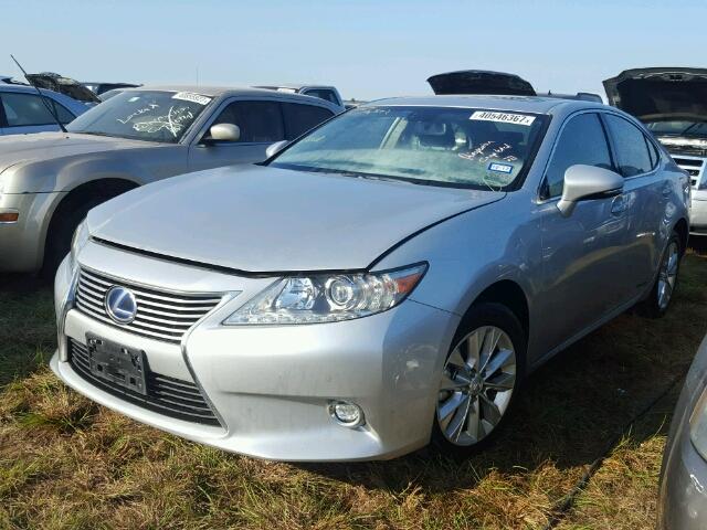 JTHBW1GG2E2044558 - 2014 LEXUS ES 300H BEIGE photo 2