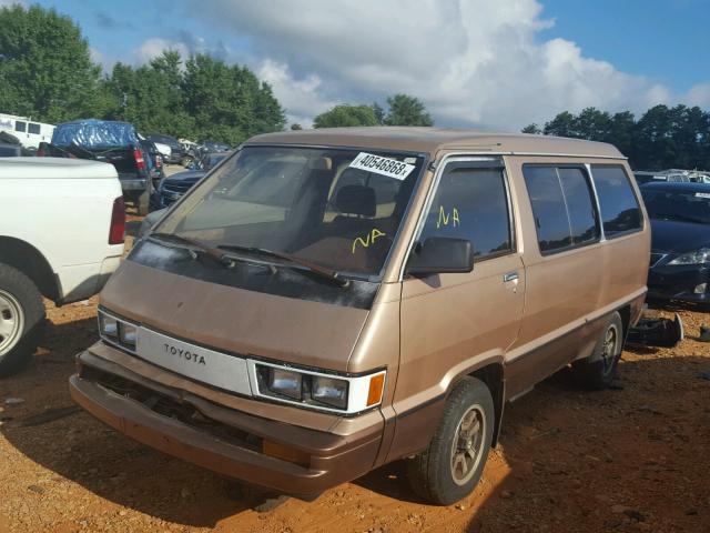 JT3YR26V5F5045961 - 1985 TOYOTA VAN WAGON BROWN photo 2