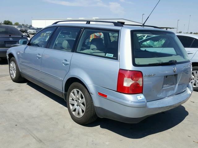 WVWVD63B33E178325 - 2003 VOLKSWAGEN PASSAT GLS BLUE photo 3