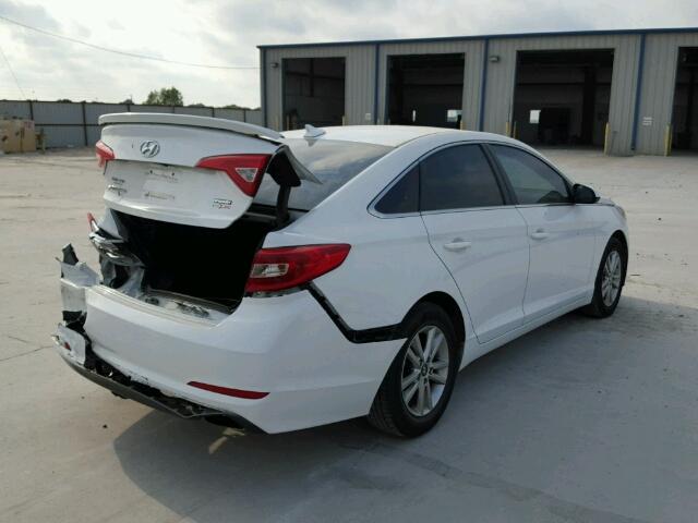 5NPE24AF8FH049291 - 2015 HYUNDAI SONATA SE WHITE photo 4